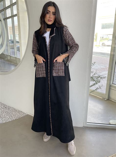 black shamwah abaya featuring daily elegance, 